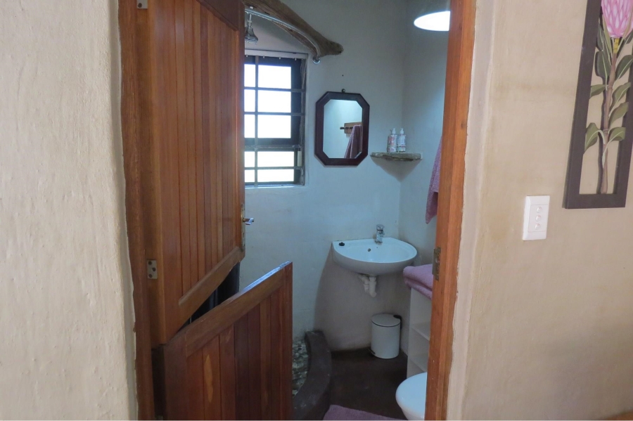 8 Bedroom Property for Sale in Kleinemonde Eastern Cape